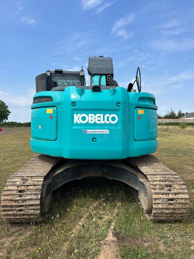 Pelle sur chenilles Kobelco SK230SRLC-3