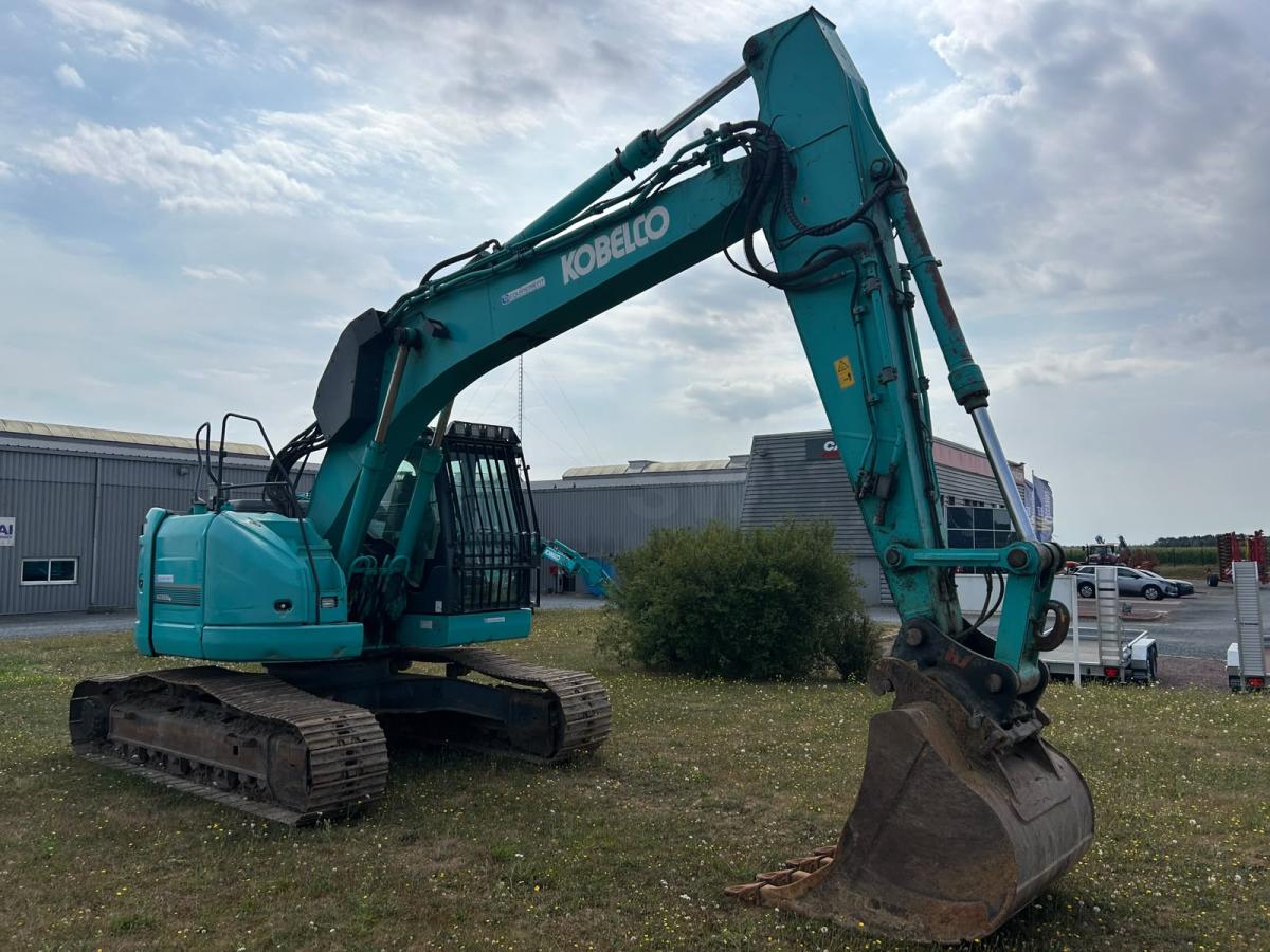 Pelle sur chenilles Kobelco SK230SRLC-3