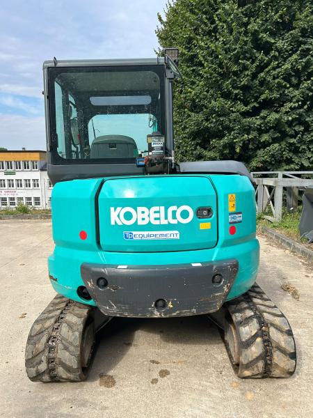pelle Kobelco SK55SRX-6