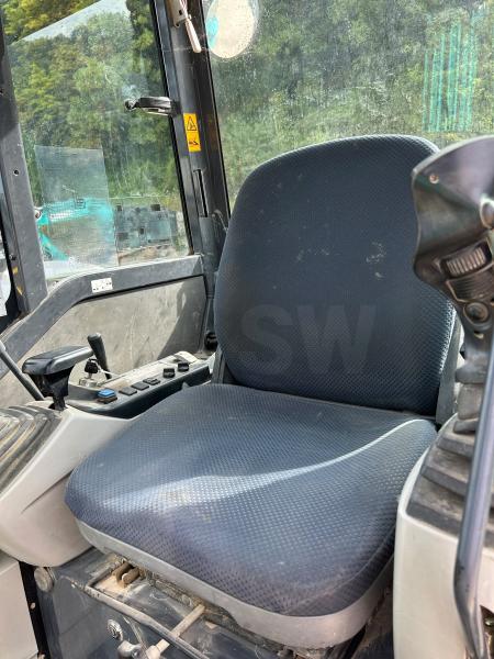 pelle Kobelco SK55SRX-6