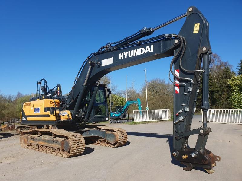 Pelle sur chenilles Hyundai HX260A NL