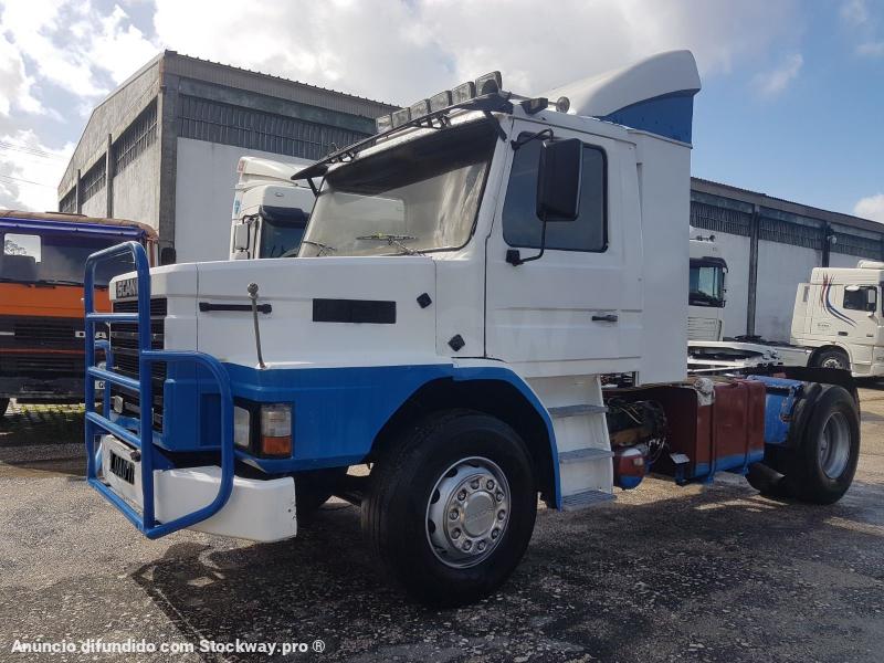 Photo Scania 142H Oldtimer - Original Tractor Head with Nose Cabin  image 3/10