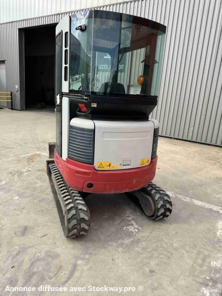 Photo Takeuchi TB 23 R image 3/5