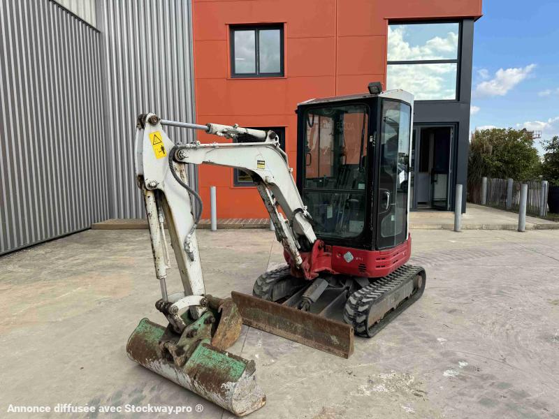 Photo Takeuchi TB 23 R image 4/5
