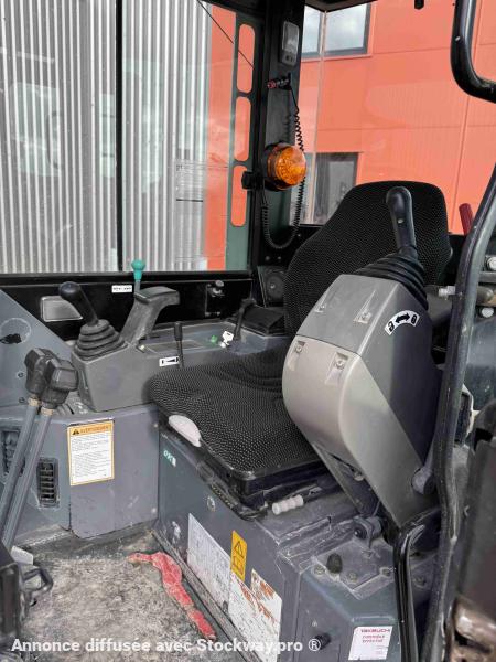 Photo Takeuchi TB 23 R image 5/5
