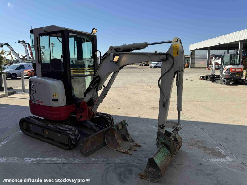 Photo Takeuchi TB 23 R image 5/6