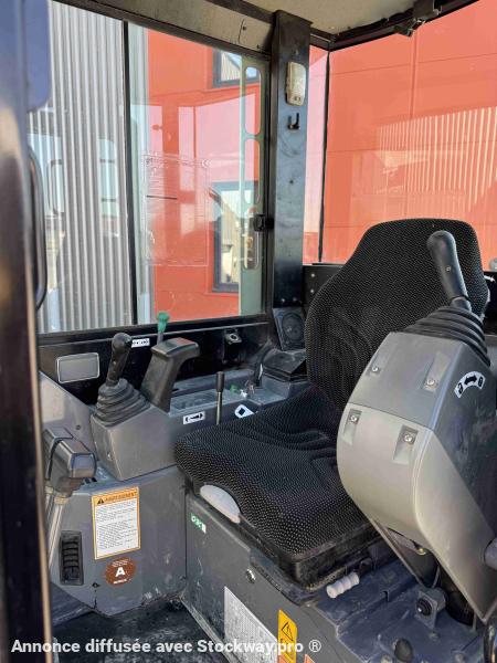 Photo Takeuchi TB 23 R image 6/6