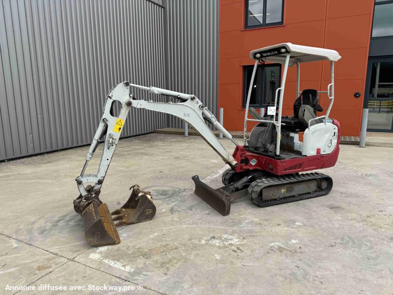 Photo Takeuchi TB216  image 3/6