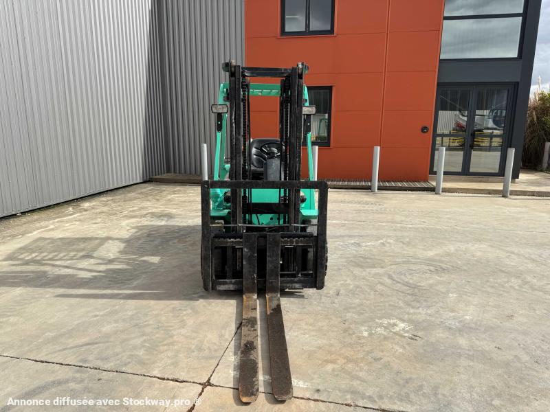 Photo Mitsubishi FG30  image 2/7