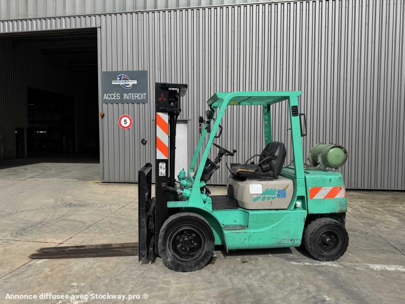 Photo Mitsubishi FG30  image 5/7