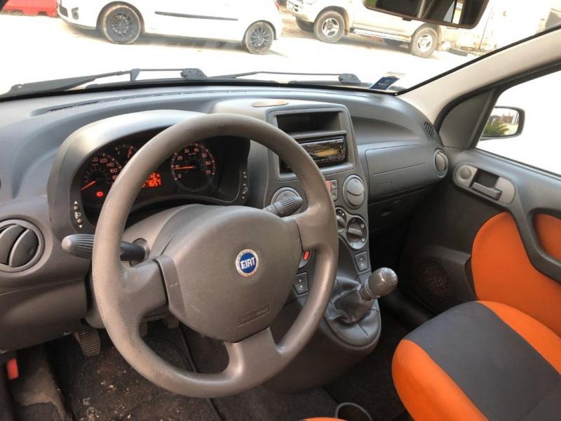 Voiture Fiat PANDA