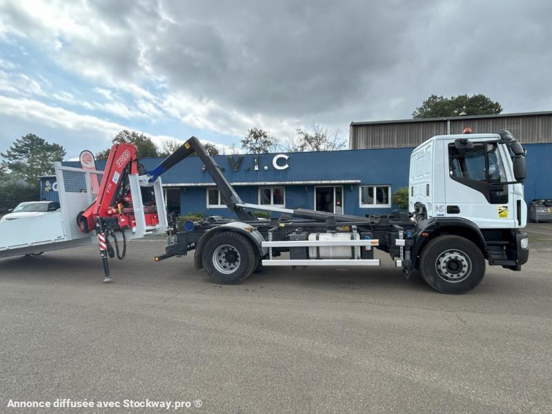 Photo Iveco Eurocargo ML 180 E 32 K image 37/38