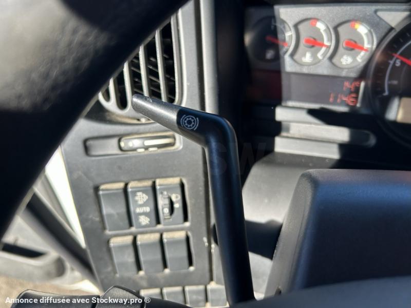 Photo Renault D-Series 280.18 DTI 8 image 14/15