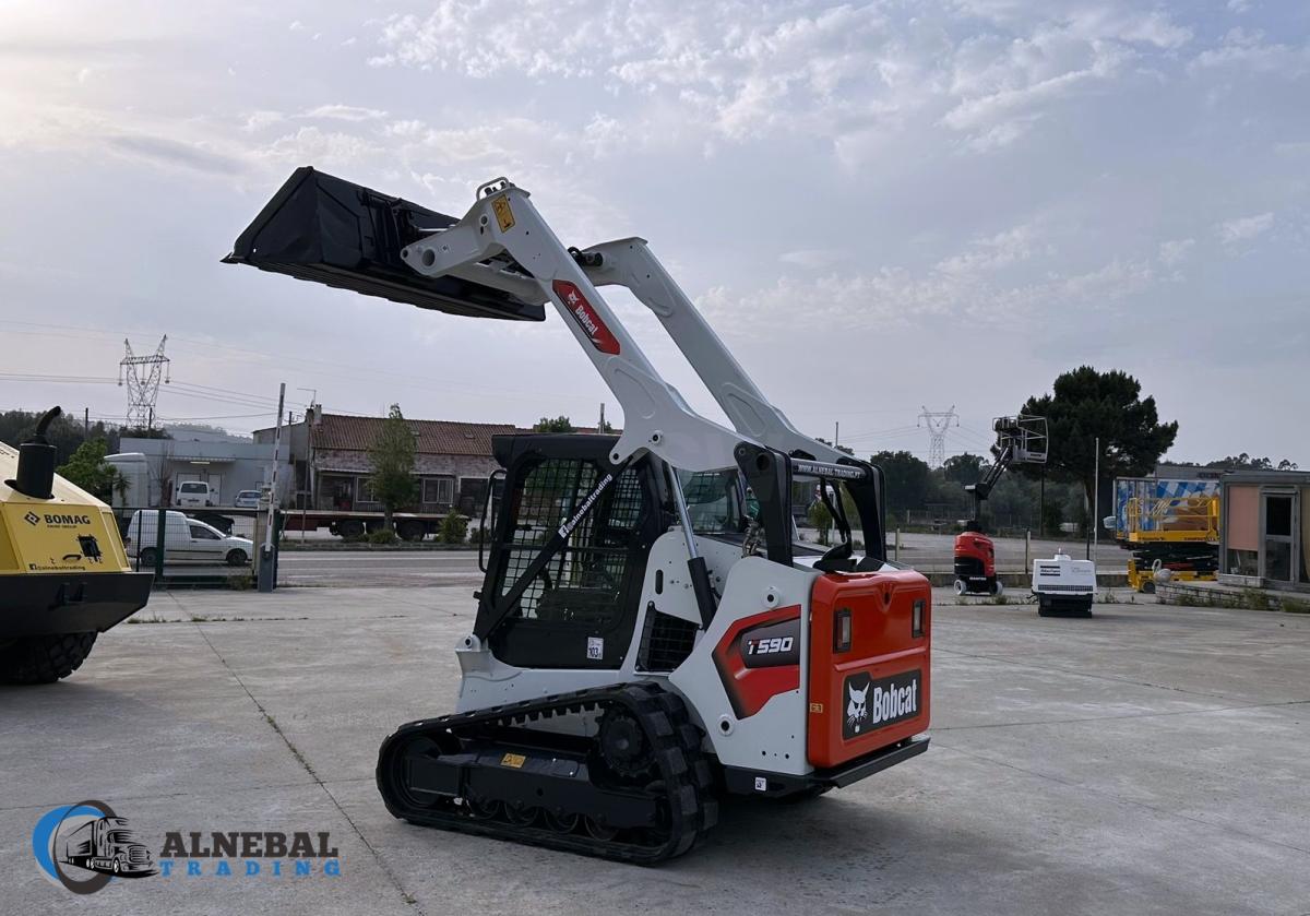 Bobcat                 T590