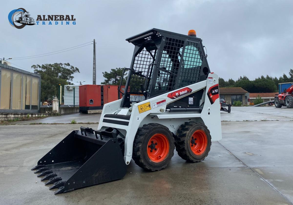 Pá carregadora Bobcat S70