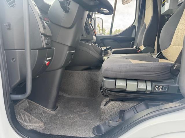 Camion Renault Midlum 270 DXI Citerne Hydrocarbures