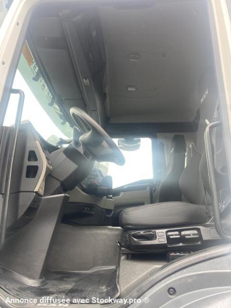 Photo MAN TGS 26.470  6X2-4 image 13/22