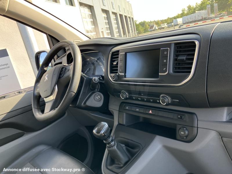 Photo Peugeot Peugeot PEUGEOT EXPERT 2L 120CV L1H1 PREMIUM Peugeot PEUGEOT EXPERT 2L 120CV L1H1 PREMIUM image 9/24