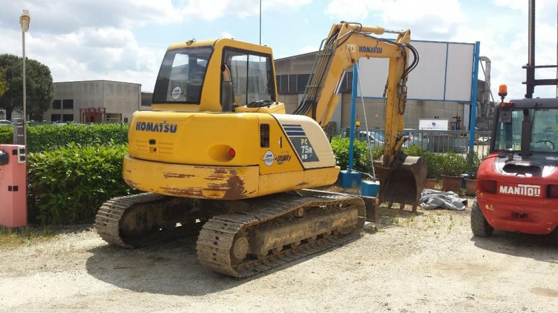 graafmachine Komatsu PC75HD