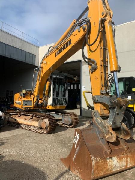 graafmachine Liebherr R926 Classic