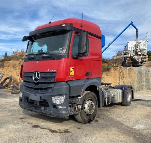 Mercedes Actros 1846