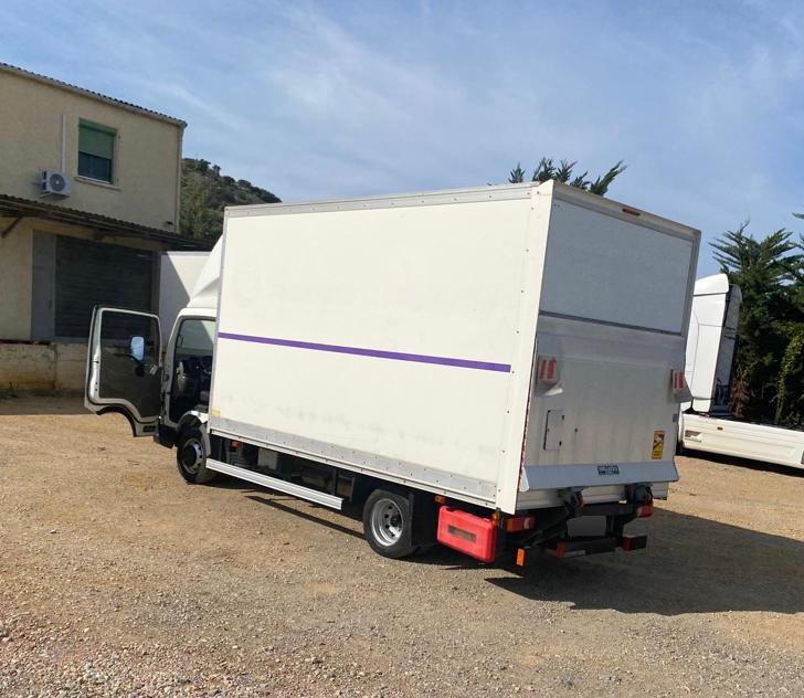 Transporter/LKW  Nissan Cabstar