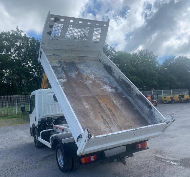 Transporter/LKW  Nissan Cabstar