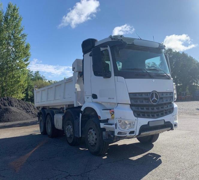 LKW Mercedes Arocs