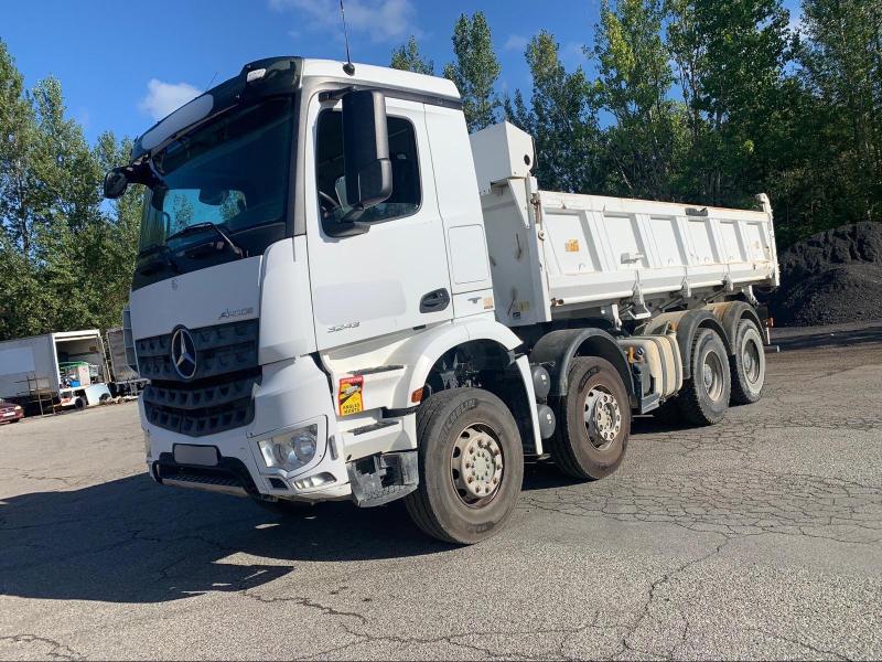 Camion Mercedes Arocs