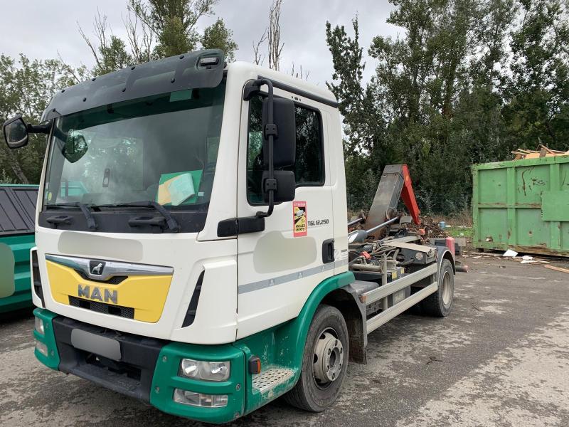 LKW MAN TGL 12.250