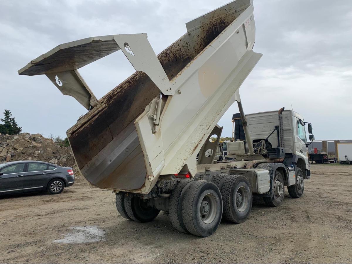 LKW Volvo FMX 460