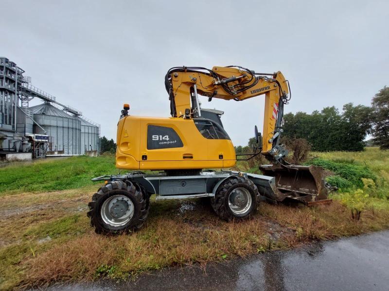 Escavadora Liebherr 914