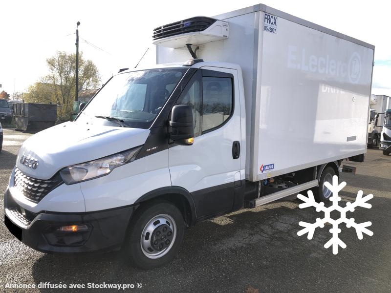 Photo Iveco Daily 35C16 image 2/12