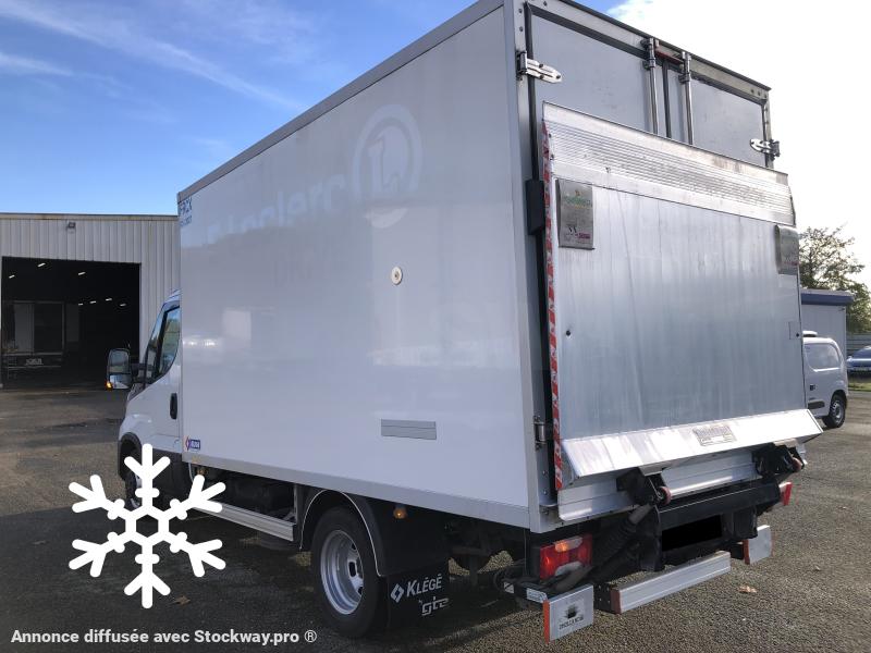 Photo Iveco Daily 35C16 image 5/12