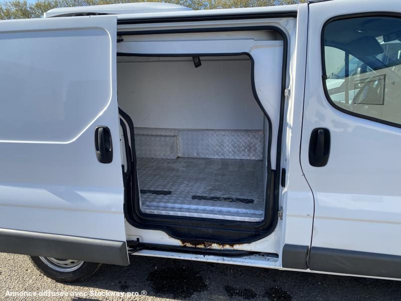 Photo Renault Trafic 2,0L DCI 115 CV image 3/7