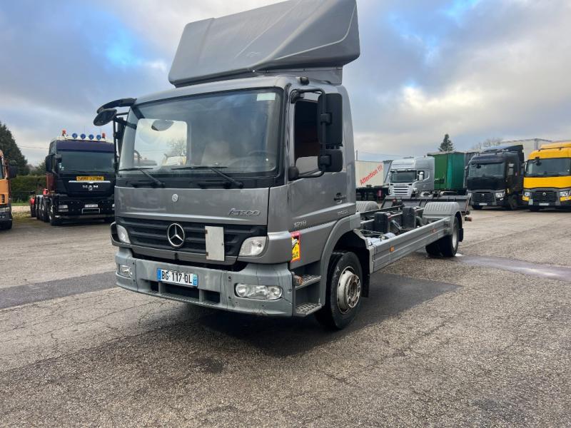 Truck Mercedes Atego 1218