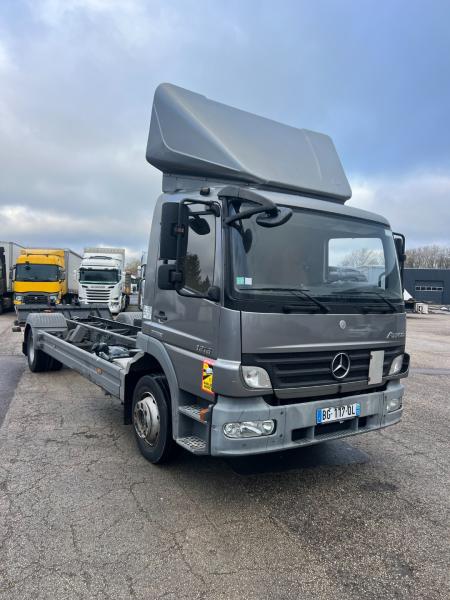 Ciężarówka Mercedes Atego 1218