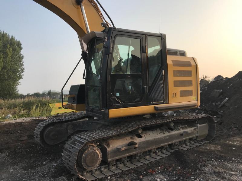 Photo Caterpillar 320E LRR  image 6/16