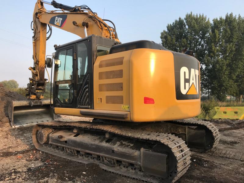 Photo Caterpillar 320E LRR  image 7/16
