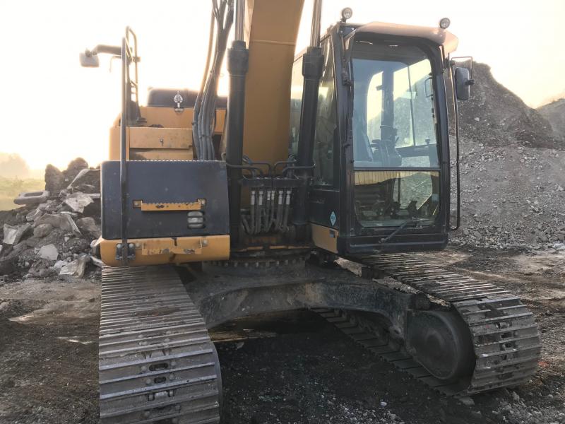 Photo Caterpillar 320E LRR  image 9/16