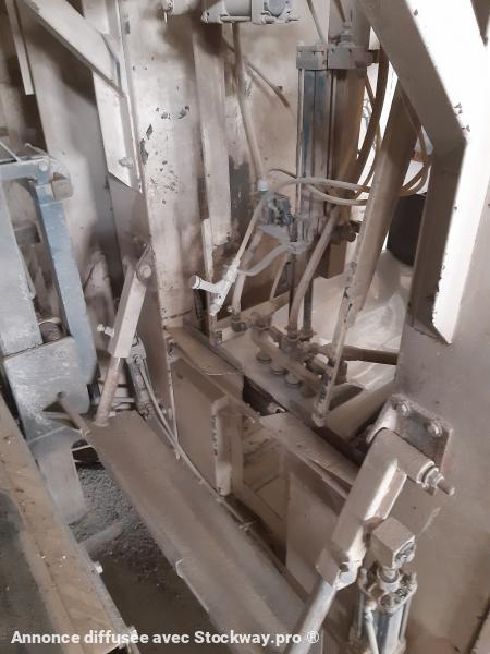Photo TECHNIPES ENSACHEUSE WEIGHER 400  image 12/16