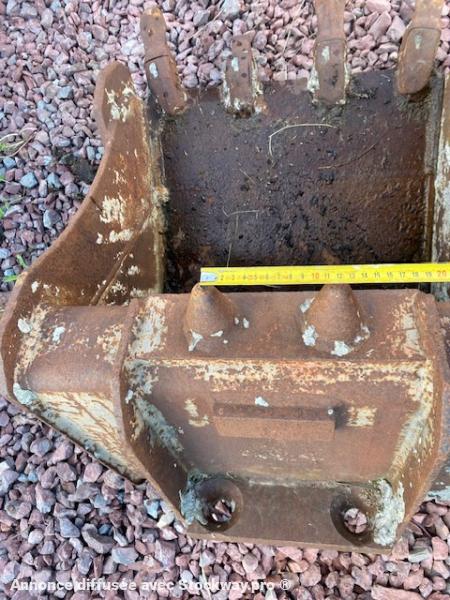 Photo MECALAC 60CM & 40 CM  image 6/12