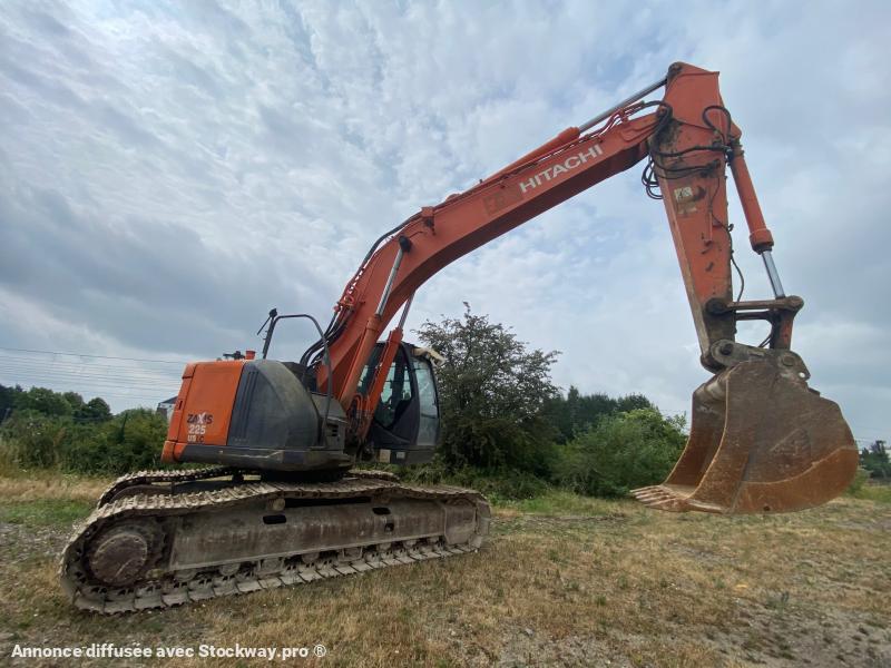 Photo Hitachi ZX225USLC-3  image 2/17