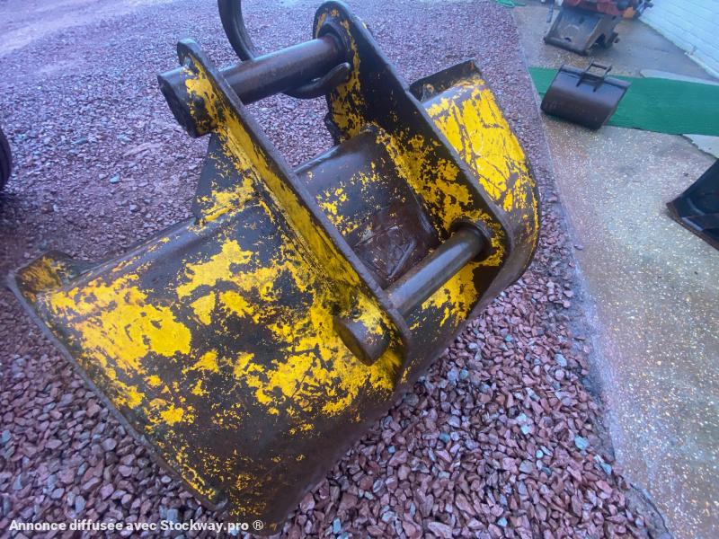 Photo JCB LOT 3 GODETS CURAGE ET TERRASSEMENT 1M50/80CM/60CM  image 9/9