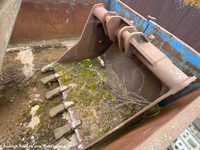 Photo VERACHTER ORIENTABLE & TERRASSEMENT 2M & 1M50  image 3/5