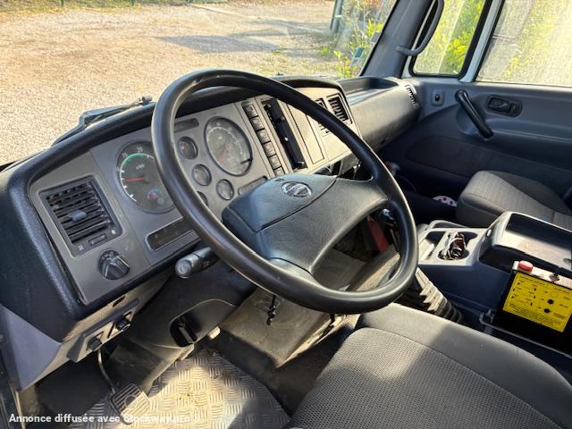 Photo Nissan ATLEON 150.25  image 8/20