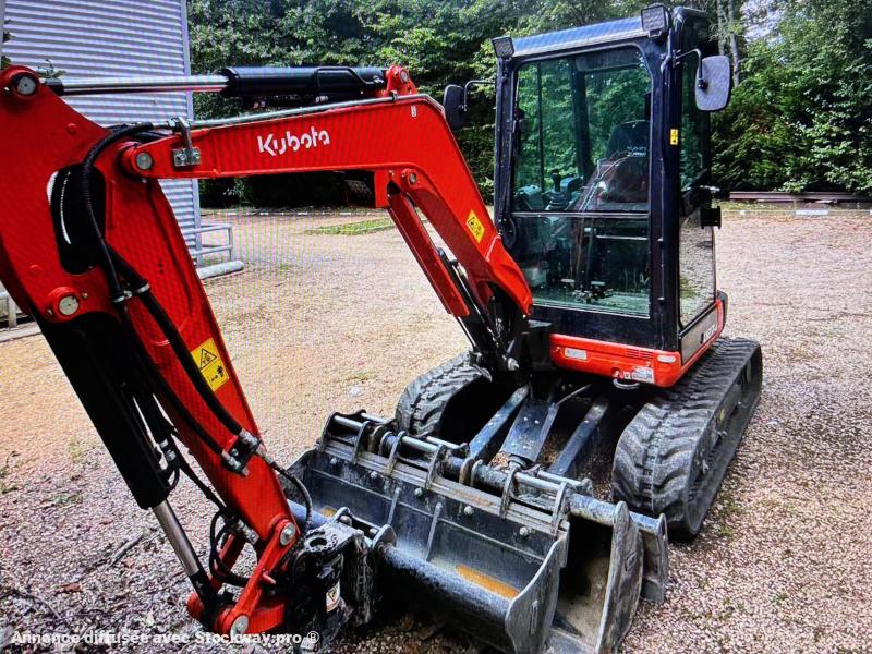Kubota U 27-4 