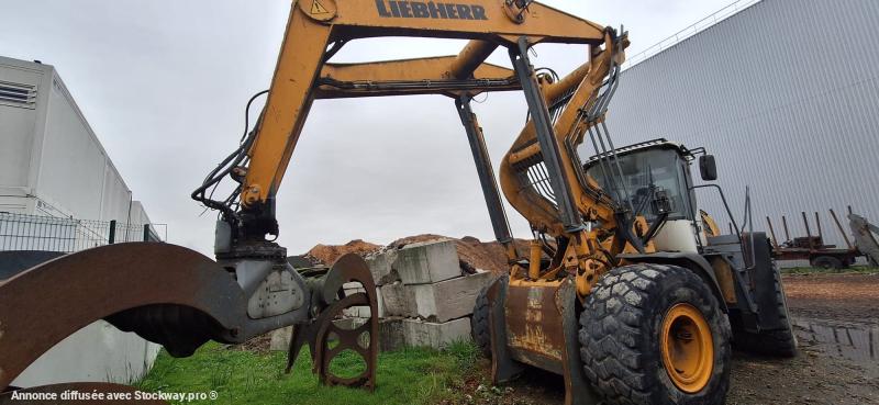Liebherr L580 