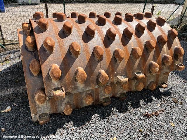 CATERPILLAR COQUILLE PIED DE MOUTON CS 663E 