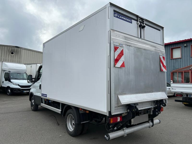 Utilitaire Iveco Daily 35C18